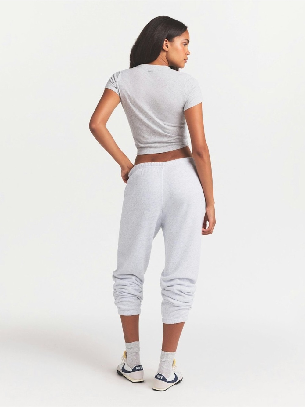 SKIMS COTTON FLEECE CLASSIC JOGGERS LIGHT HEATHER GREY M - Picture 3 of 8